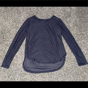 Old Navy Breath active long sleeve size 6/7 EUC